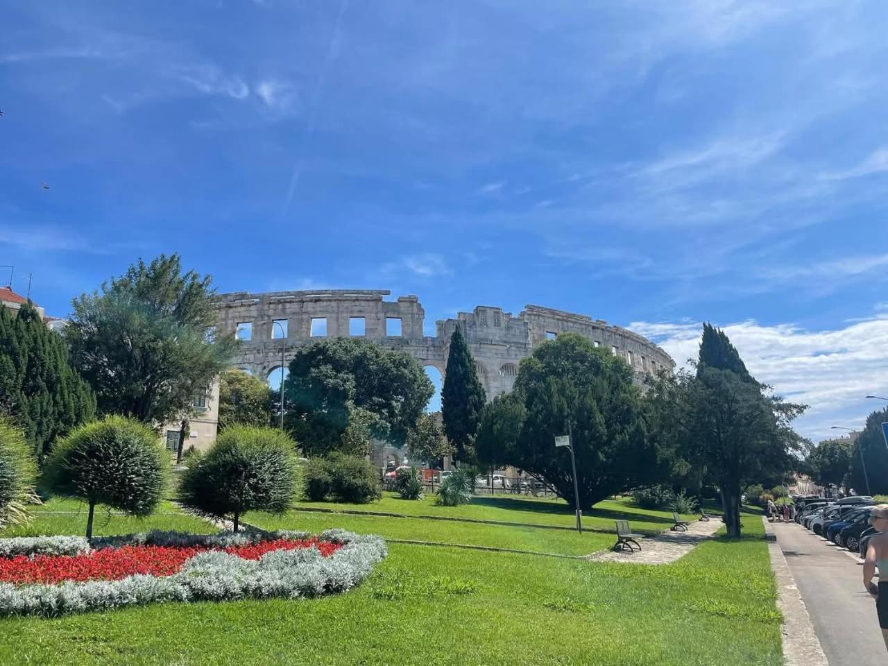 Apartman Diana,Free Parking Pula Zewnętrze zdjęcie